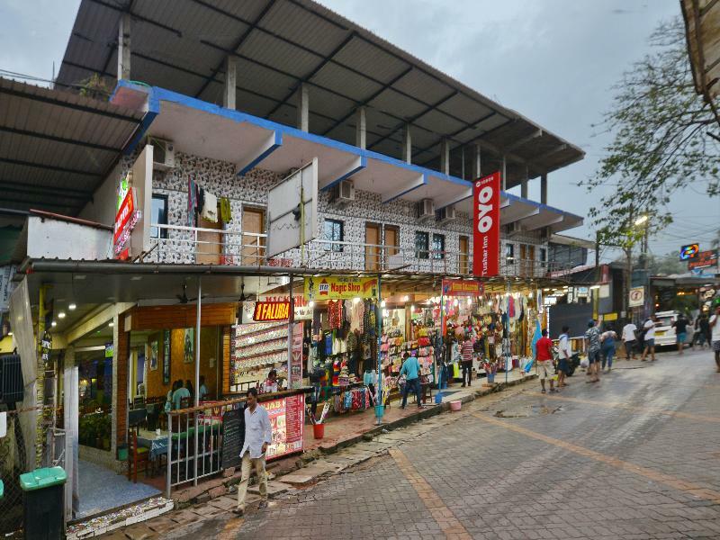 Oyo 10809 Hotel Tushar Inn Baga Extérieur photo